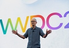 Apple usa IA para tradução simultânea, mas Siri 'boa de papo' só em 2026